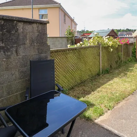 23 Cois Caol * Skibbereen